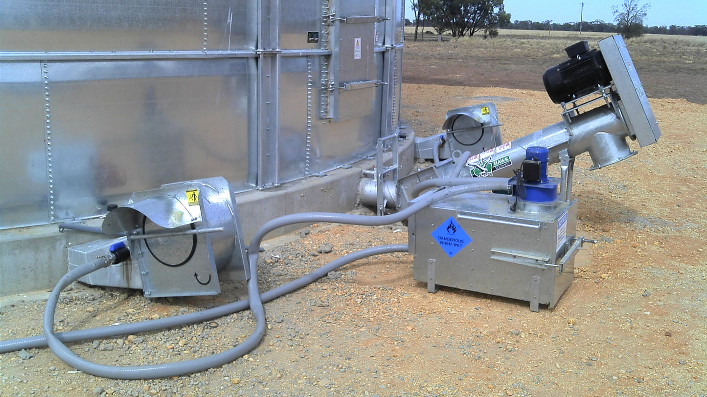 Fumigation box hooked up to silo (3)